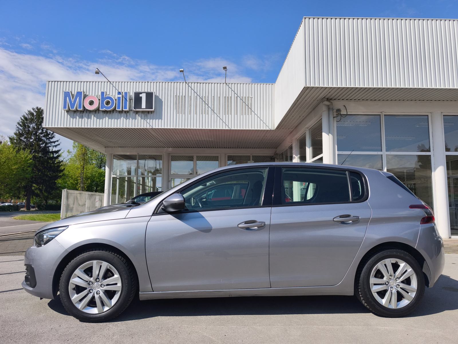 Peugeot 308 1,5 HDi 6 BRZINA NAVI PARK PILOT KOŽA LED BLUETOOTH, fotografija 8