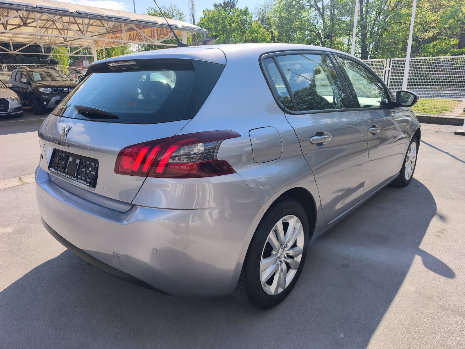 Peugeot 308 1,5 HDi 6 BRZINA NAVI PARK PILOT KOŽA LED BLUETOOTH, fotografija 13