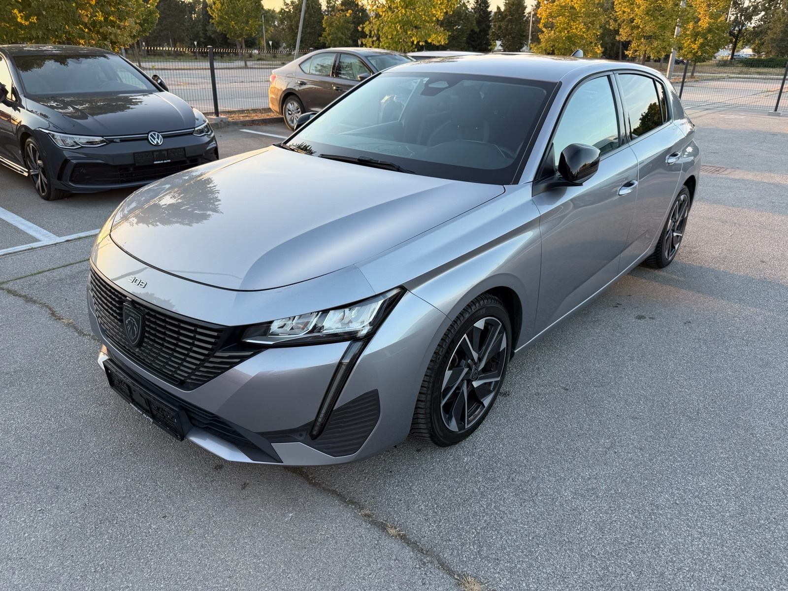 ***PEUGEOT 308 1,5 HDI ALLURE*** LED, ALU 17, KEYLESS, AMBIENT u PDV-u, fotografija 1