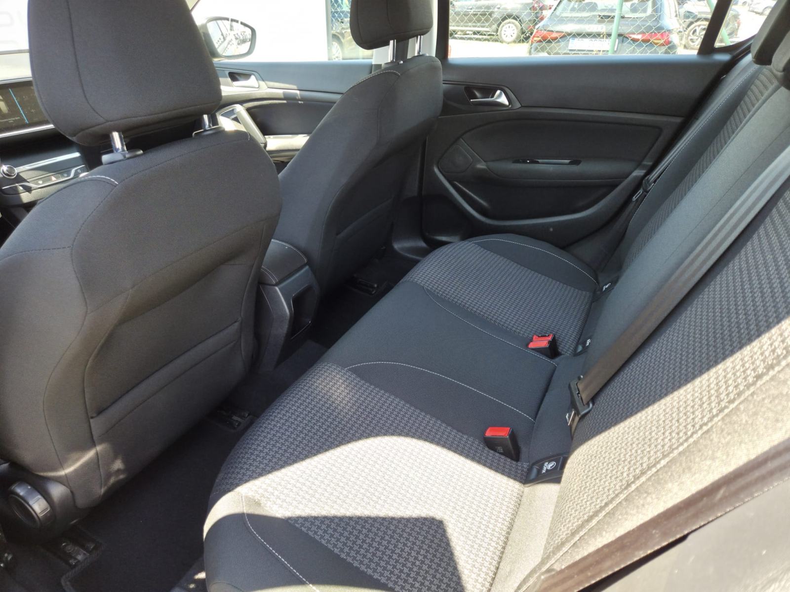 Peugeot 308 1.5 HDI, fotografija 7