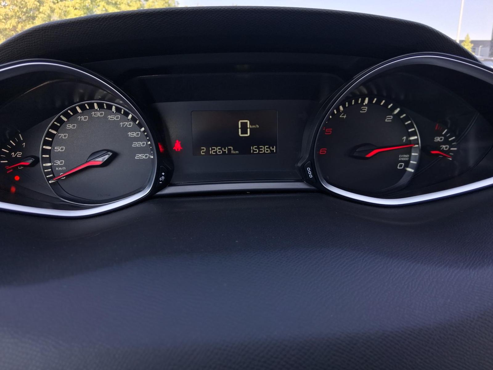 Peugeot 308 1.5 HDI, fotografija 12