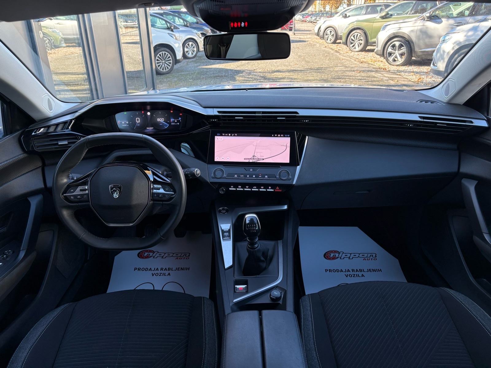 Peugeot 308 1,5 BlueHDi u PDV-u - NAVI - LEASING RATA VEĆ OD: 232,00 €, fotografija 12