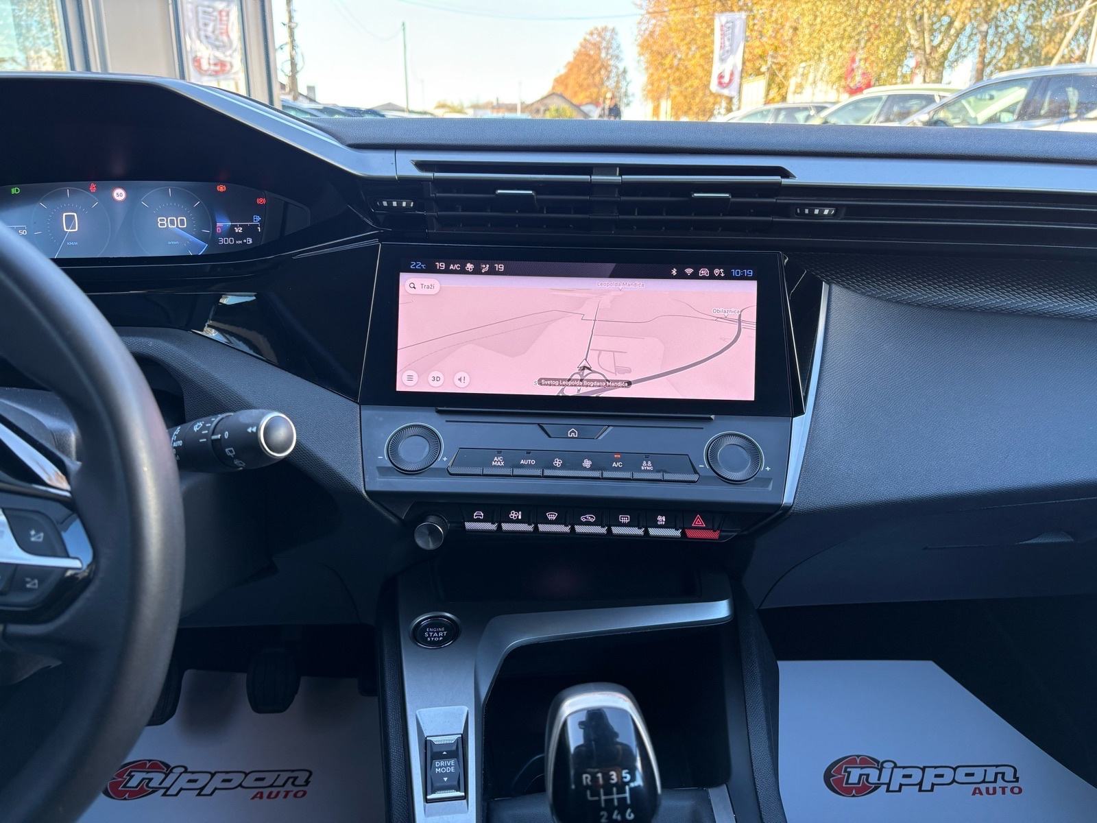 Peugeot 308 1,5 BlueHDi u PDV-u - NAVI - LEASING RATA VEĆ OD: 232,00 €, fotografija 15
