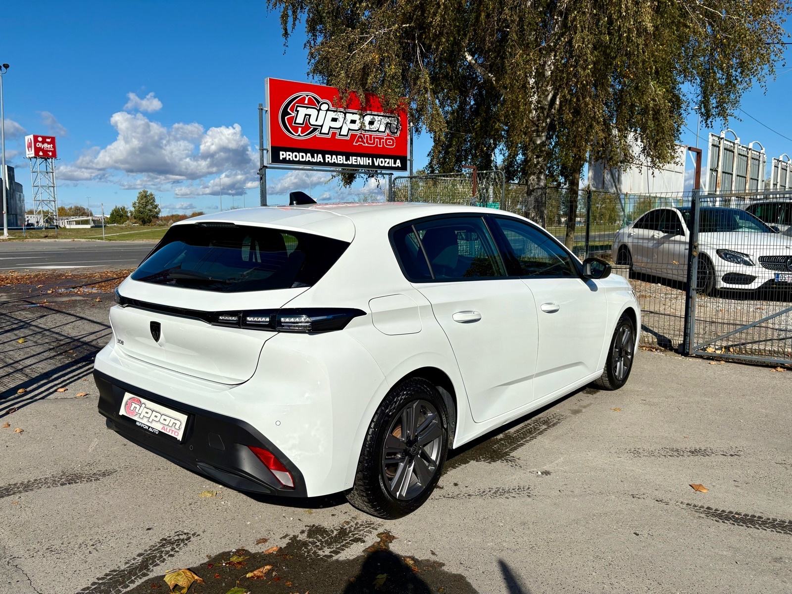 Peugeot 308 1,5 BlueHDi u PDV-u - NAVI - LEASING RATA VEĆ OD: 236,00 €, fotografija 6