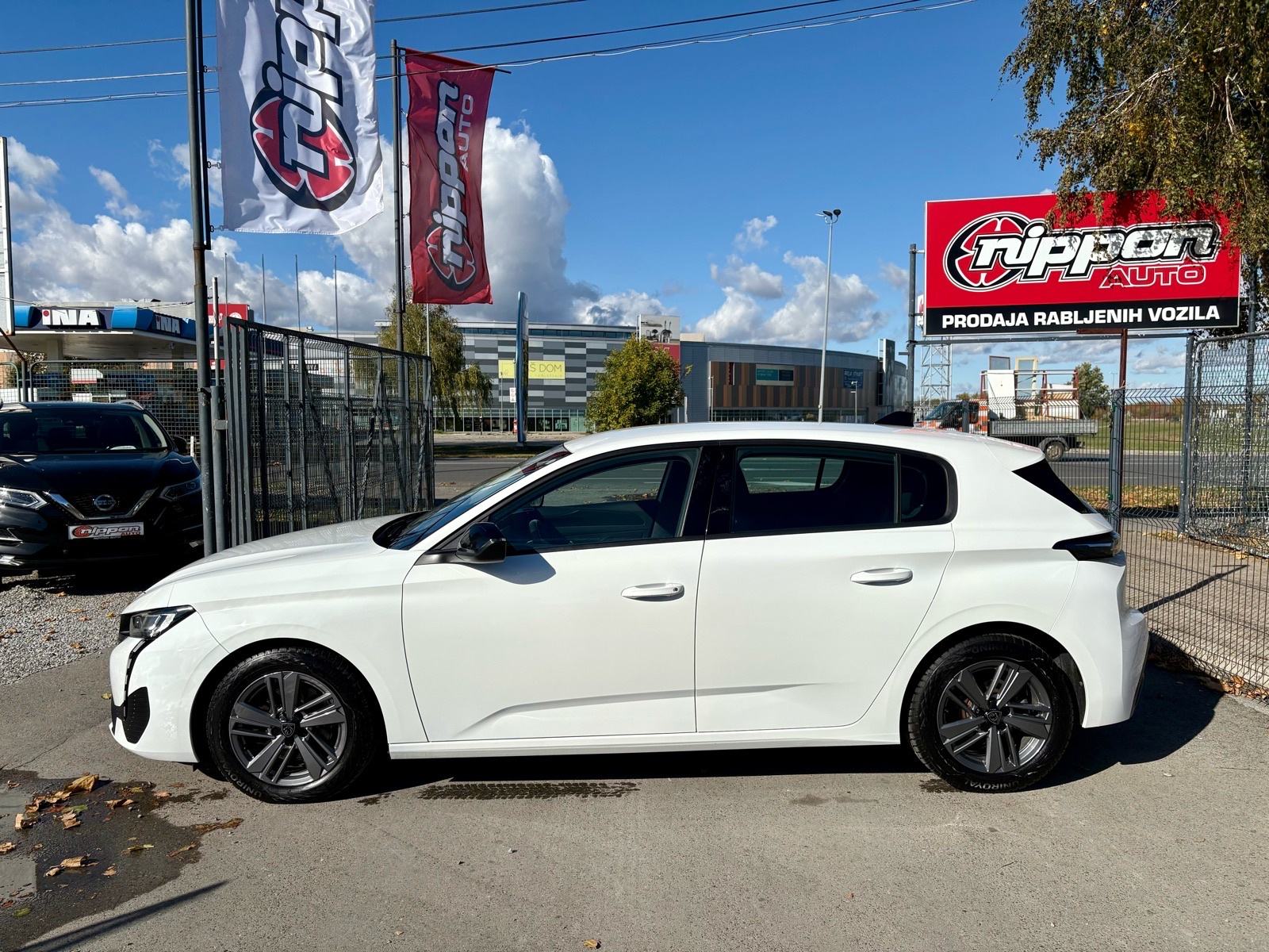 Peugeot 308 1,5 BlueHDi u PDV-u - NAVI - LEASING RATA VEĆ OD: 236,00 €, fotografija 3