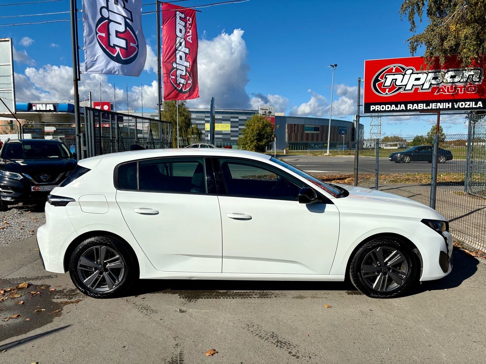 Peugeot 308 1,5 BlueHDi u PDV-u - NAVI - LEASING RATA VEĆ OD: 236,00 €, fotografija 7