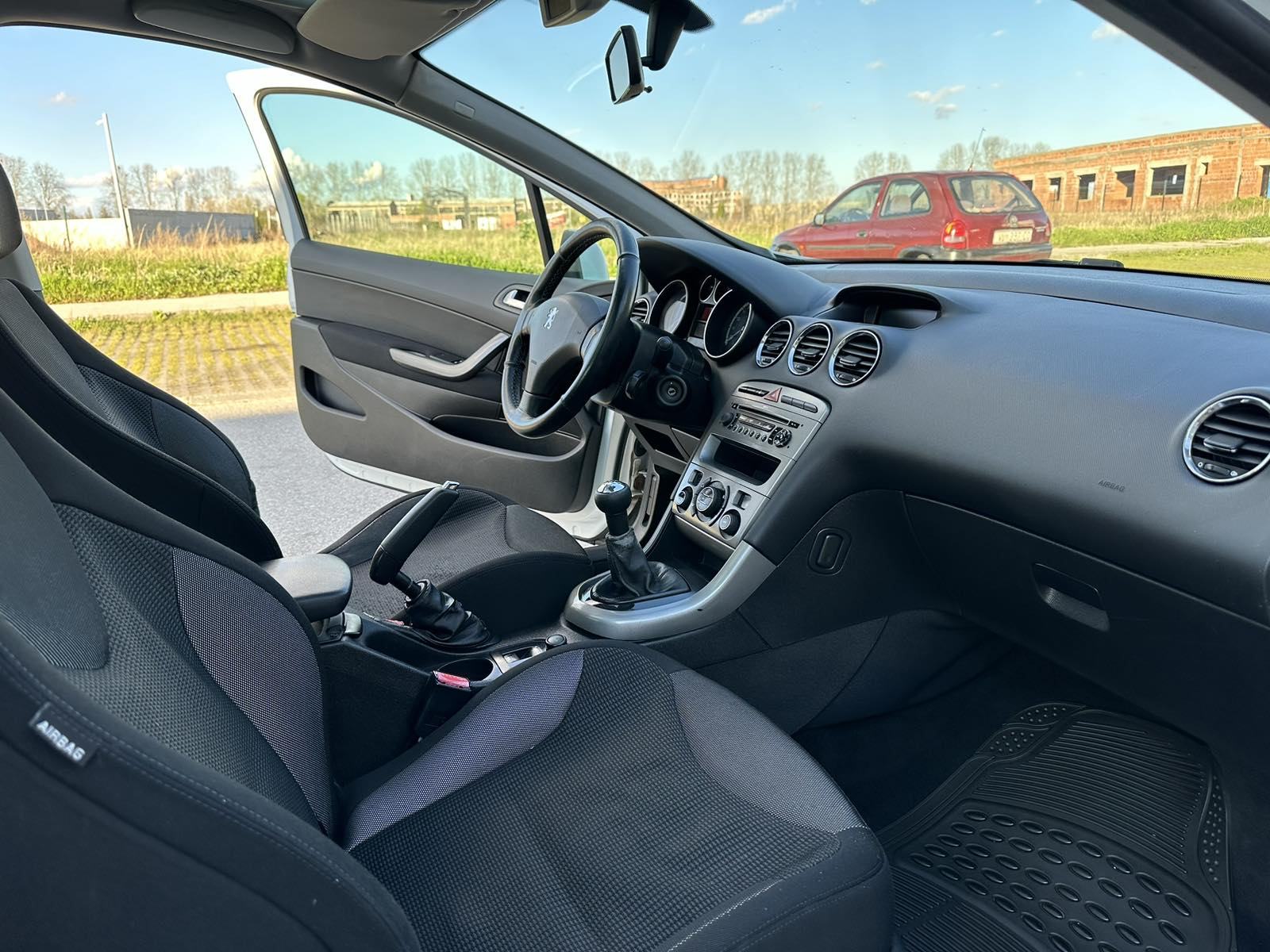 Peugeot 308 1,6 BENZIN PLIN HR AUTO, fotografija 9