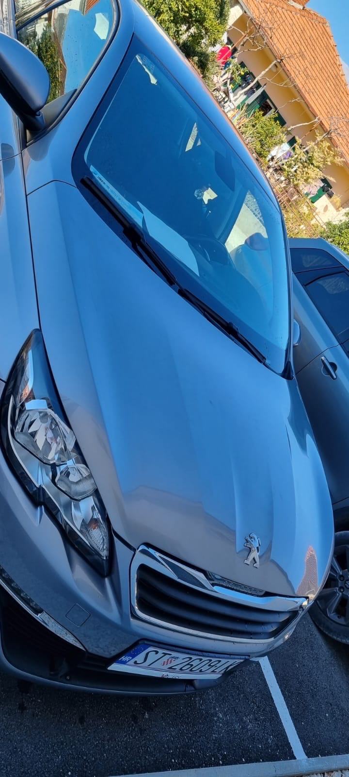 Peugeot 308 1,6 BlueHDi automatik, fotografija 6