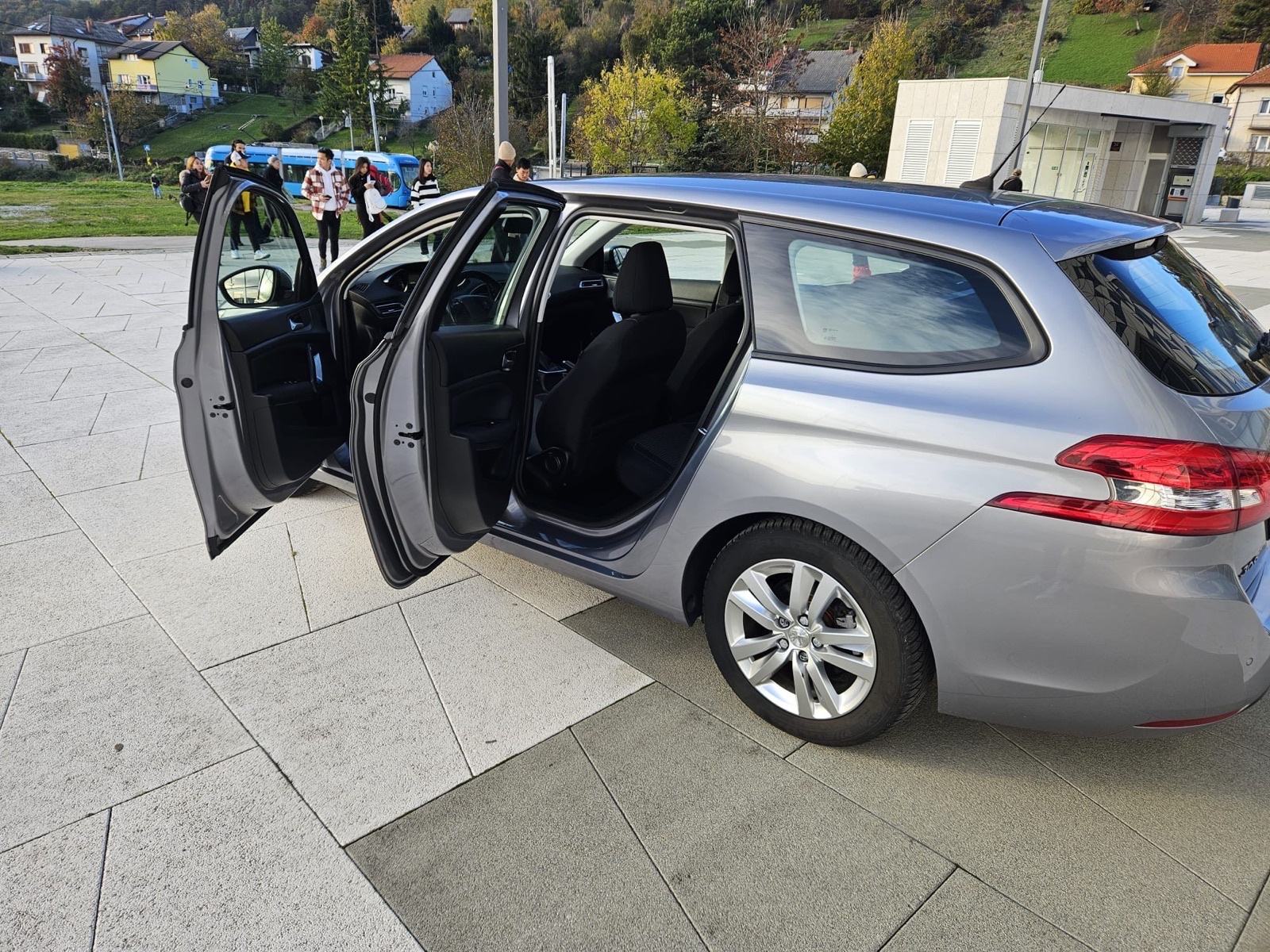 Peugeot 308 1,6 BlueHDi dobro stanje, fotografija 6