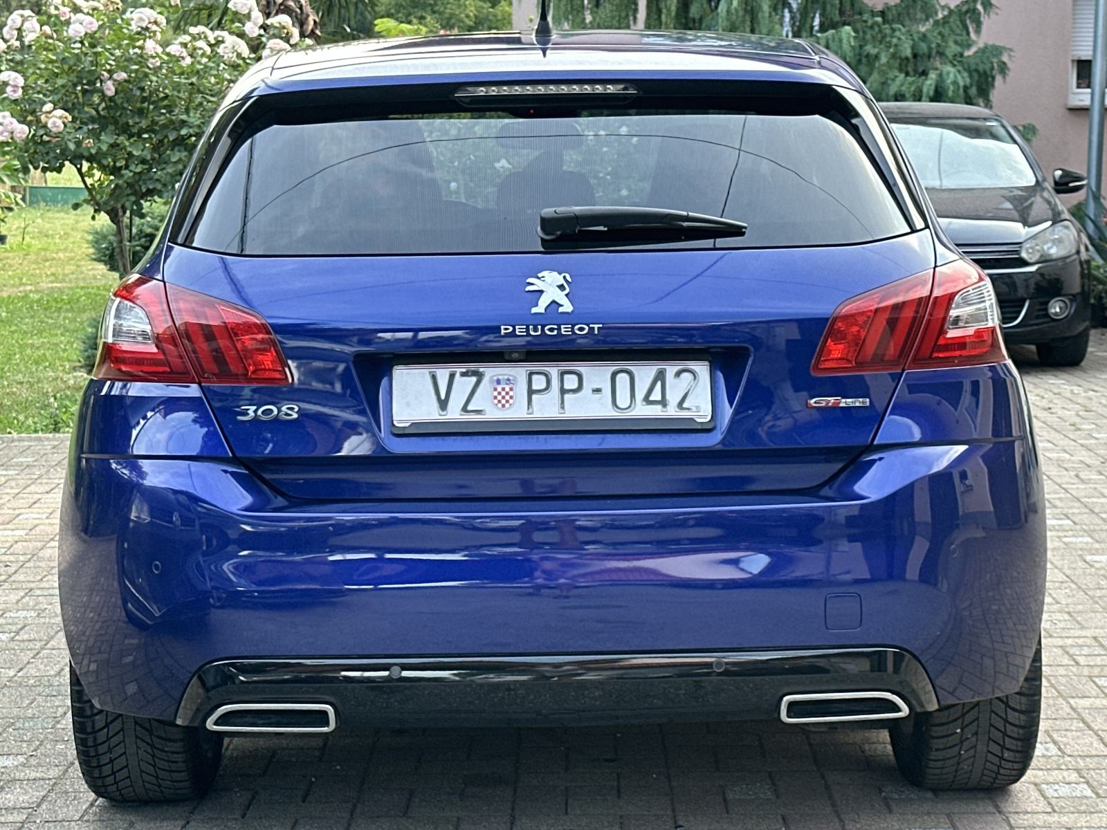 Peugeot 308 1,6 BlueHDi * GT LINE * NAVI * PANORAMA * KAMERA * JAMSTVO, fotografija 5