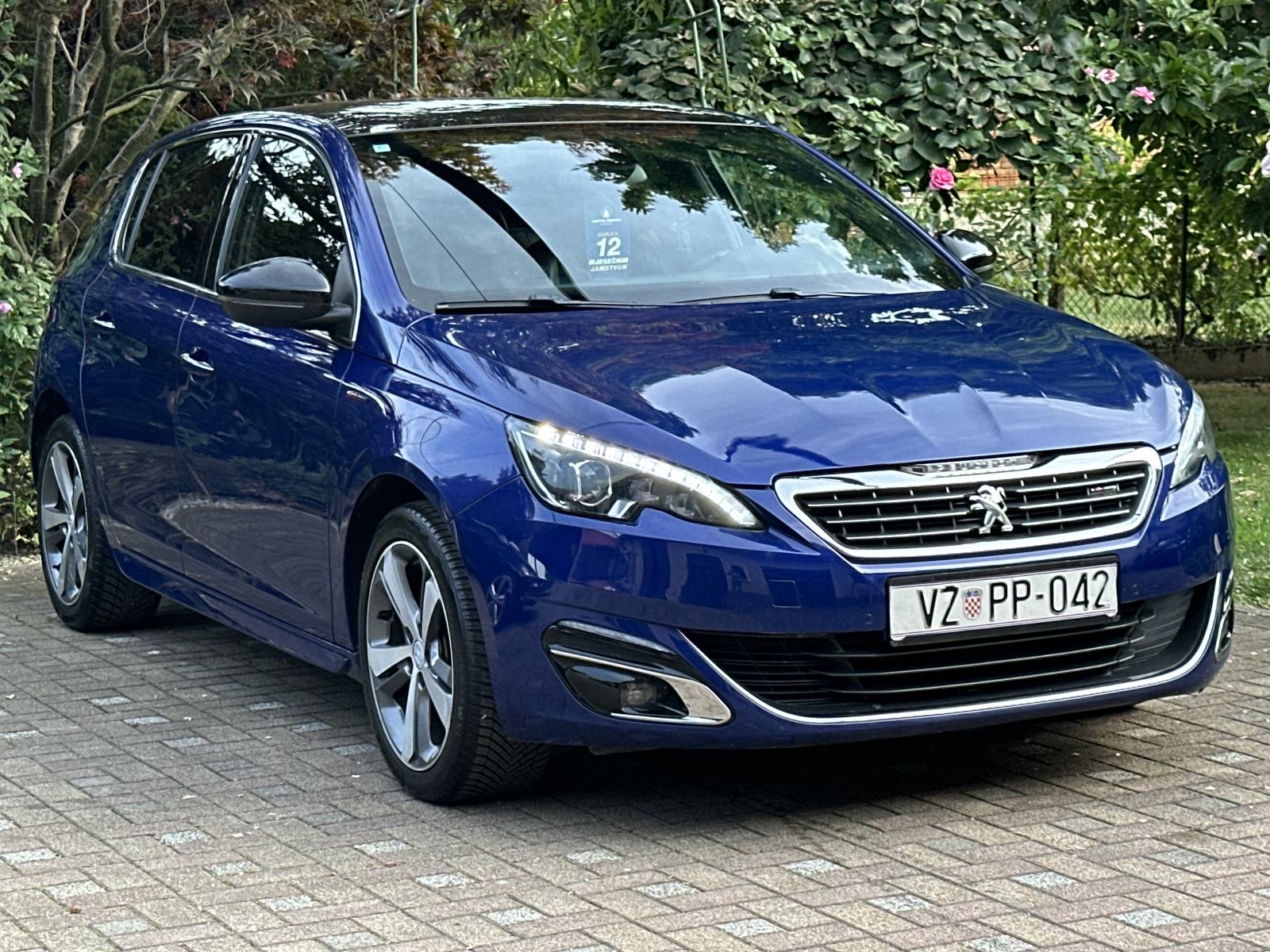 Peugeot 308 1,6 BlueHDi * GT LINE * NAVI * PANORAMA * KAMERA * JAMSTVO, fotografija 3