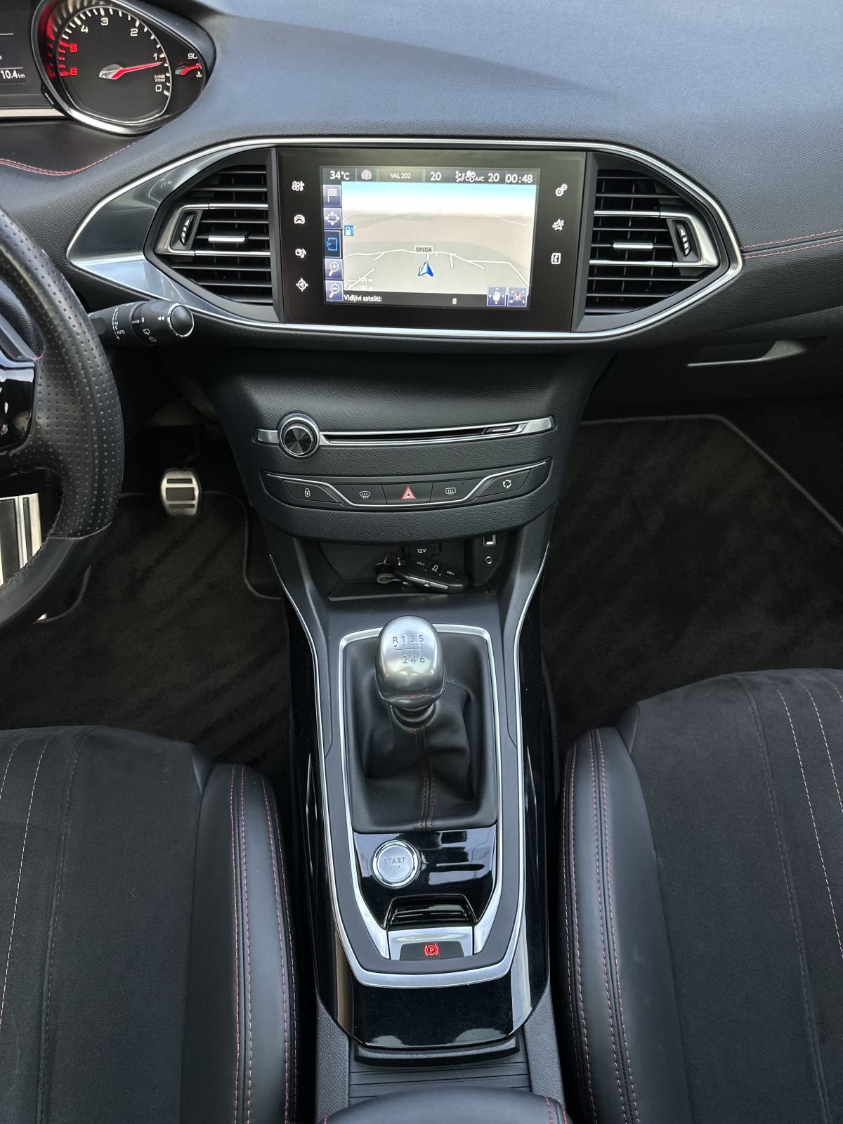 Peugeot 308 1,6 BlueHDi * GT LINE * NAVI * PANORAMA * KAMERA * JAMSTVO, fotografija 16