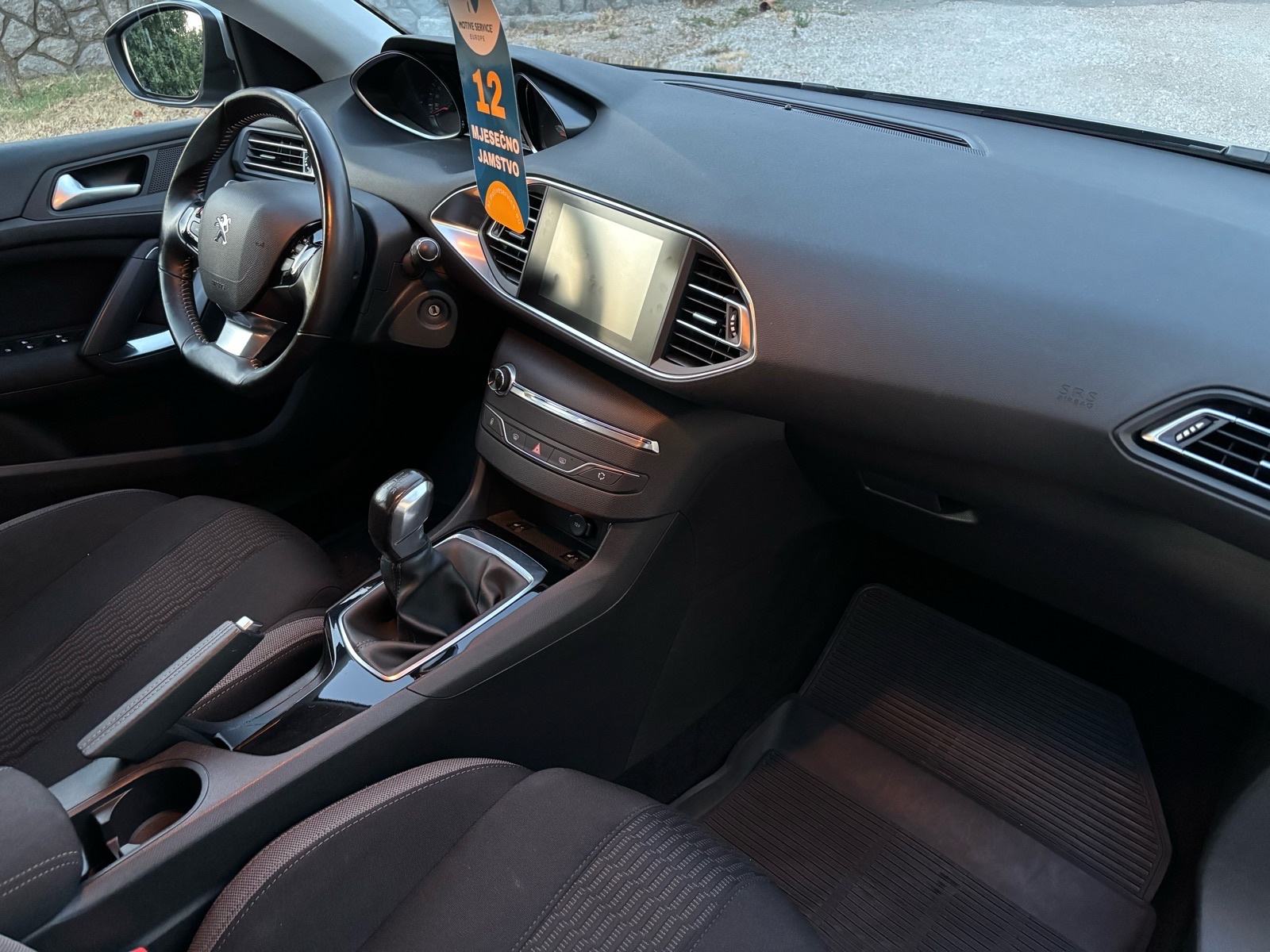 Peugeot 308 1,6 BlueHDi,TOP STANJE,VELIKI SERVIS,JAMSTVO., fotografija 14