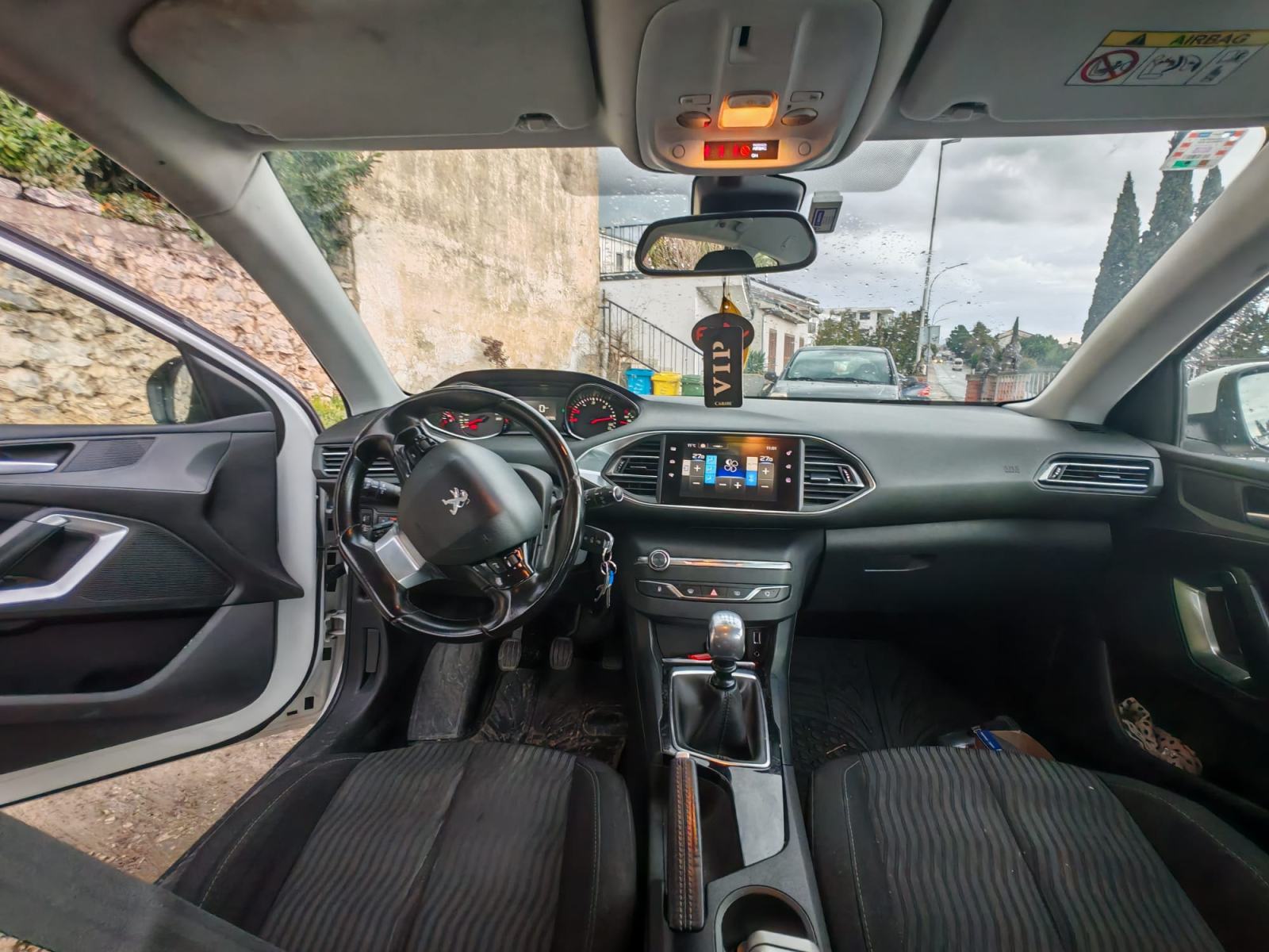Peugeot 308 1,6 e-HDi, fotografija 5