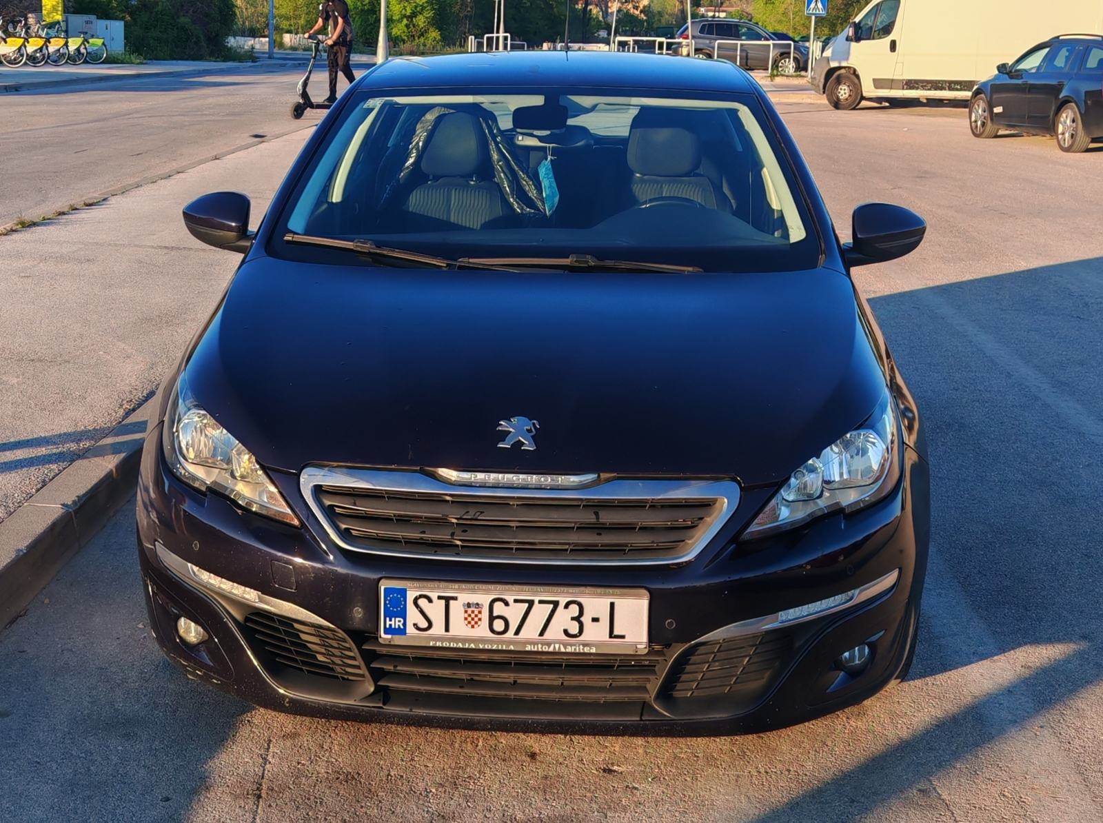 Peugeot 308 1,6 HDi, fotografija 13