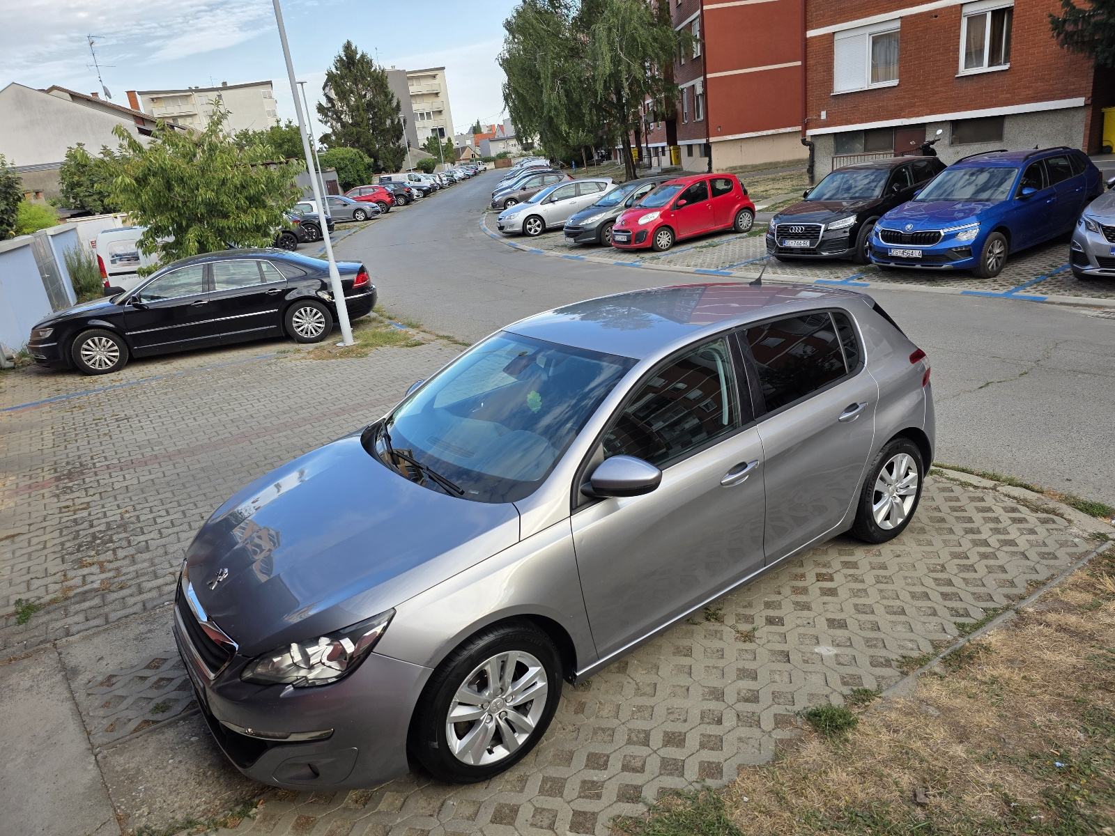 Peugeot 308 1,6 e-HDi, fotografija 3