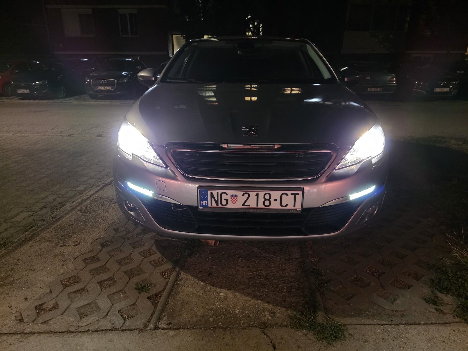 Peugeot 308 1,6 e-HDi, fotografija 10