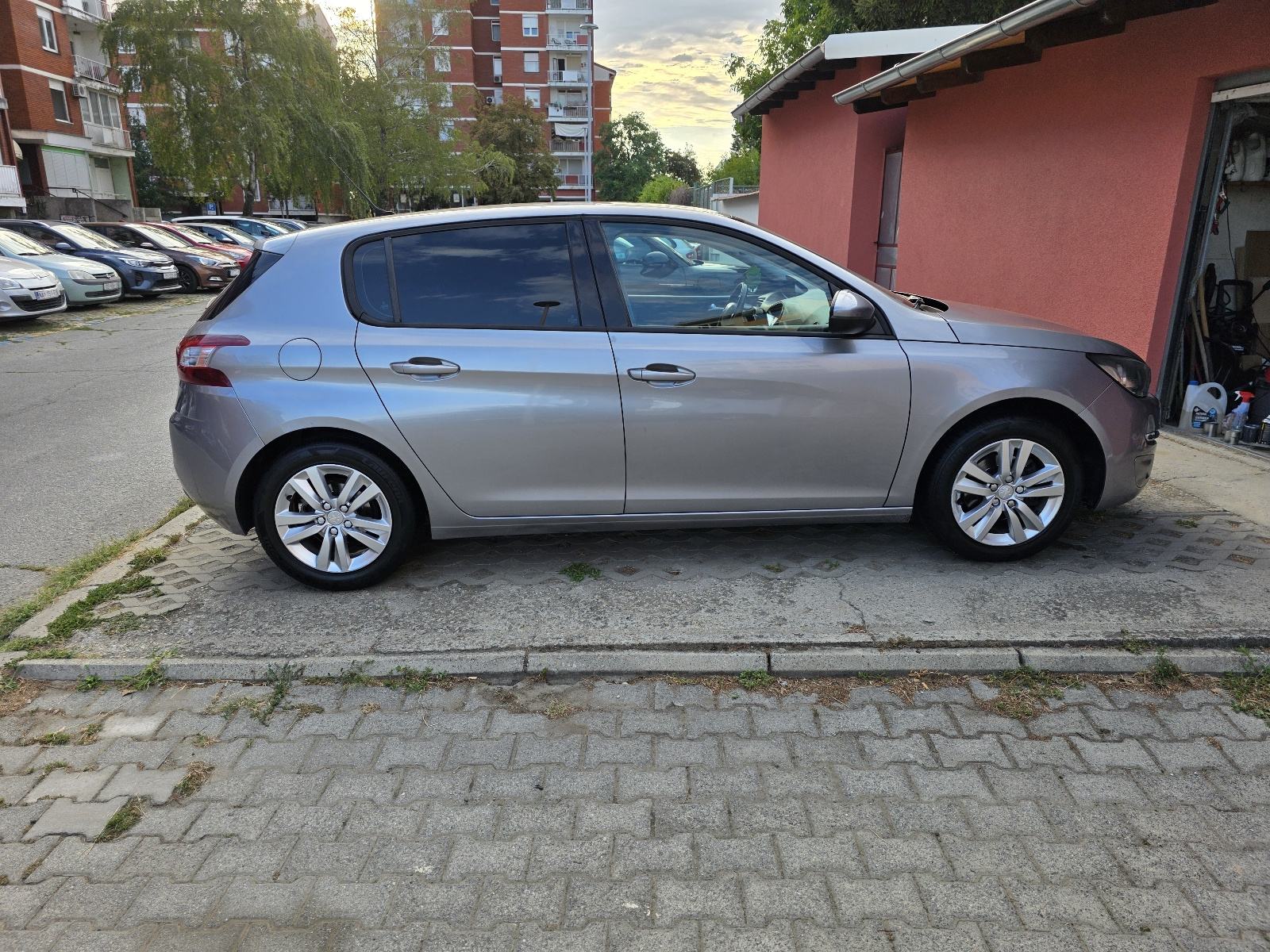 Peugeot 308 1,6 e-HDi, fotografija 8