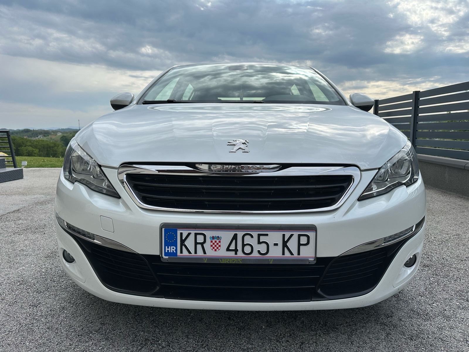 PEUGEOT 308 1.6 HDI 120ks - REG 11/2026 - ODLIČAN, fotografija 6