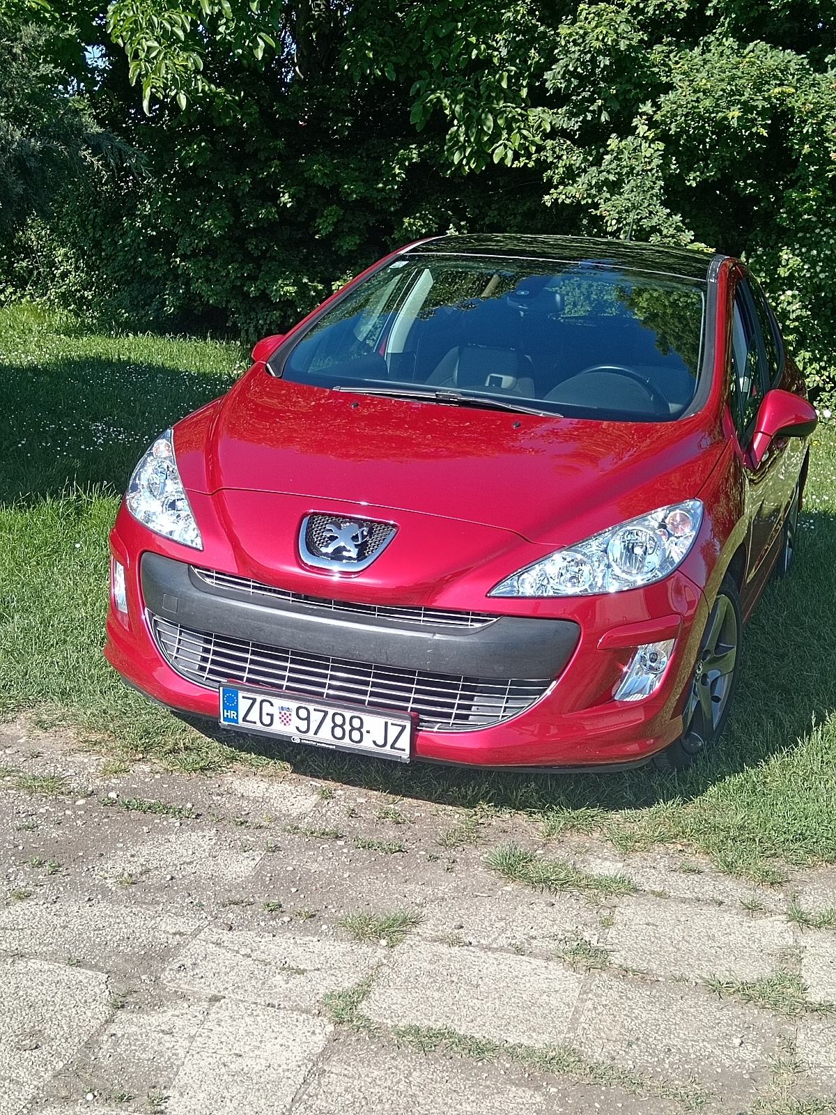 Peugeot 308 1,6 HDi 2008 god, fotografija 4