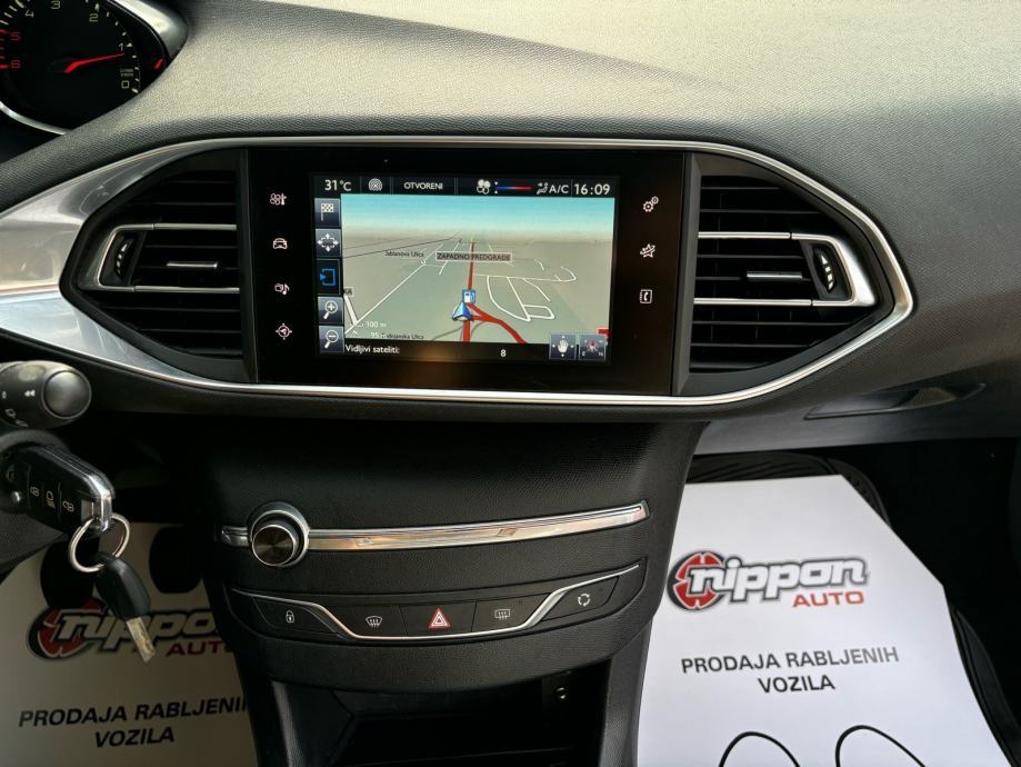 Peugeot 308 1,6 HDi AUTOKREDIT - NAVI - KLIMA, fotografija 13