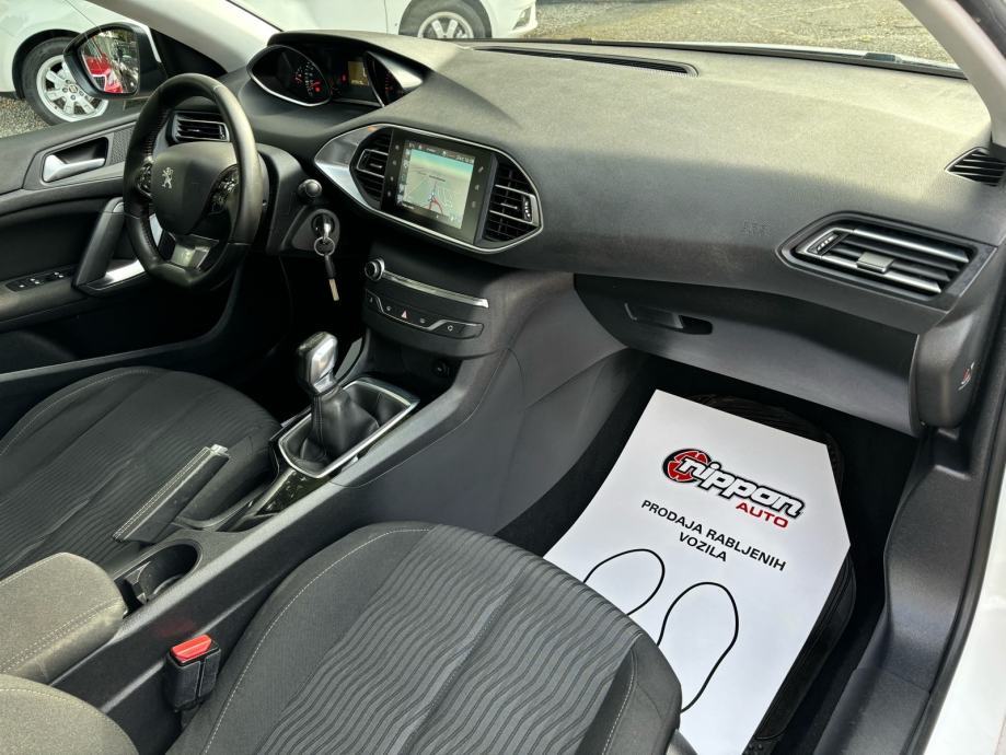 Peugeot 308 1,6 HDi AUTOKREDIT - NAVI - KLIMA, fotografija 15