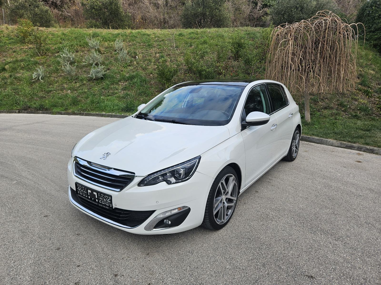 Peugeot 308 1,6 HDi,GT LINE paketom opreme, fotografija 1