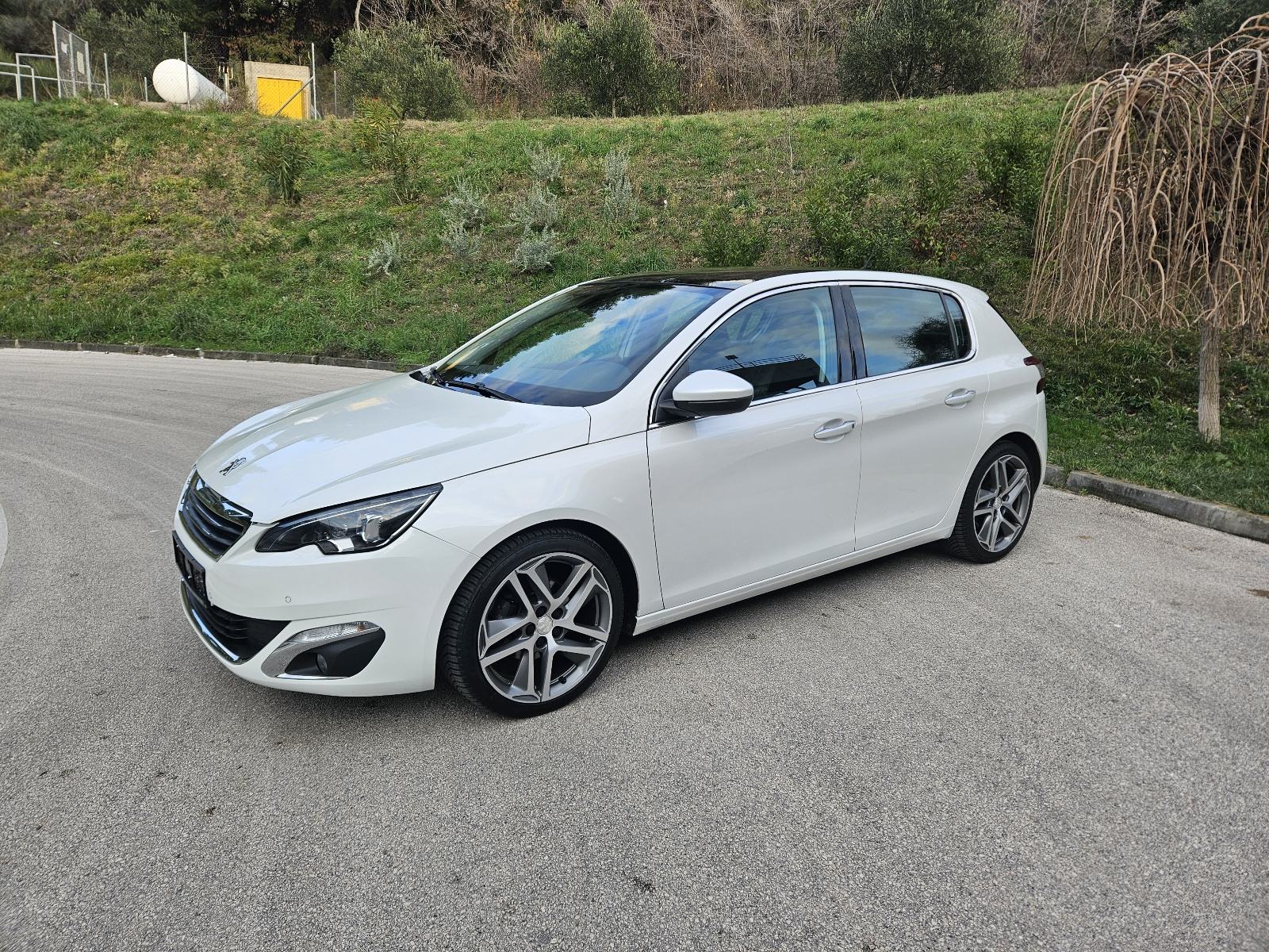Peugeot 308 1,6 HDi,GT LINE paketom opreme, fotografija 3