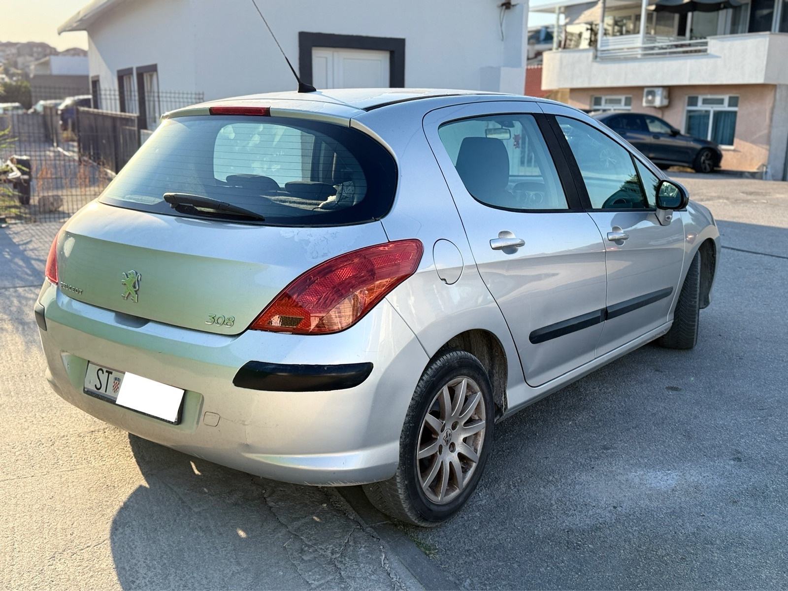 Peugeot 308 1,6 HDi, Klima, Reg.06/2027, fotografija 4