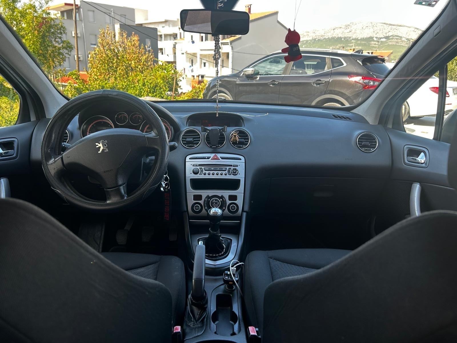 Peugeot 308 1,6 HDi, Klima, Reg.06/2027, fotografija 7