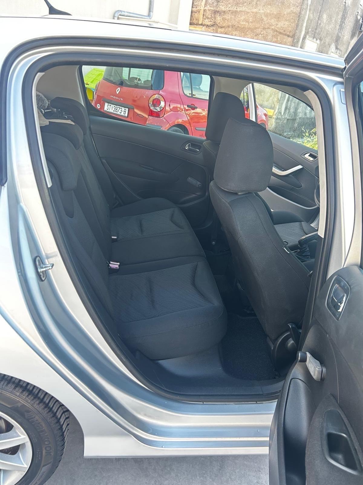 Peugeot 308 1,6 HDi, Klima, Reg.06/2027, fotografija 8