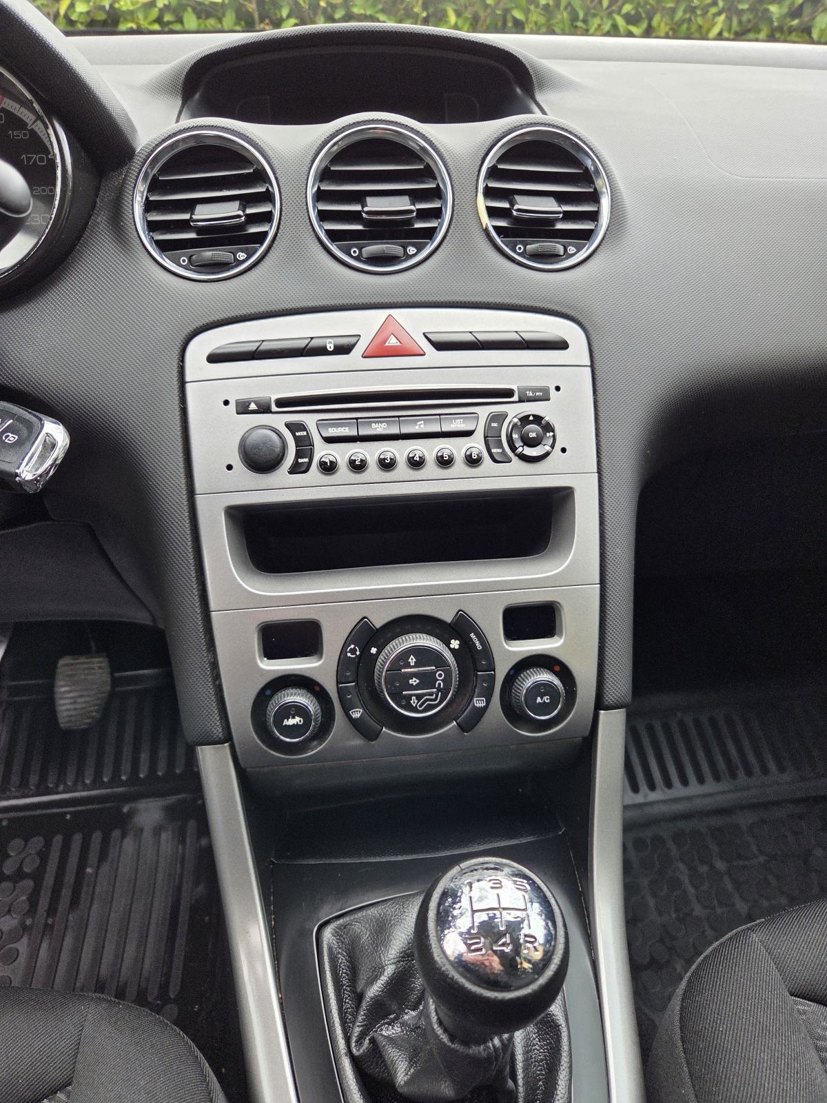 Peugeot 308 1,6 HDi, Sportium #ODLIČAN#, fotografija 14