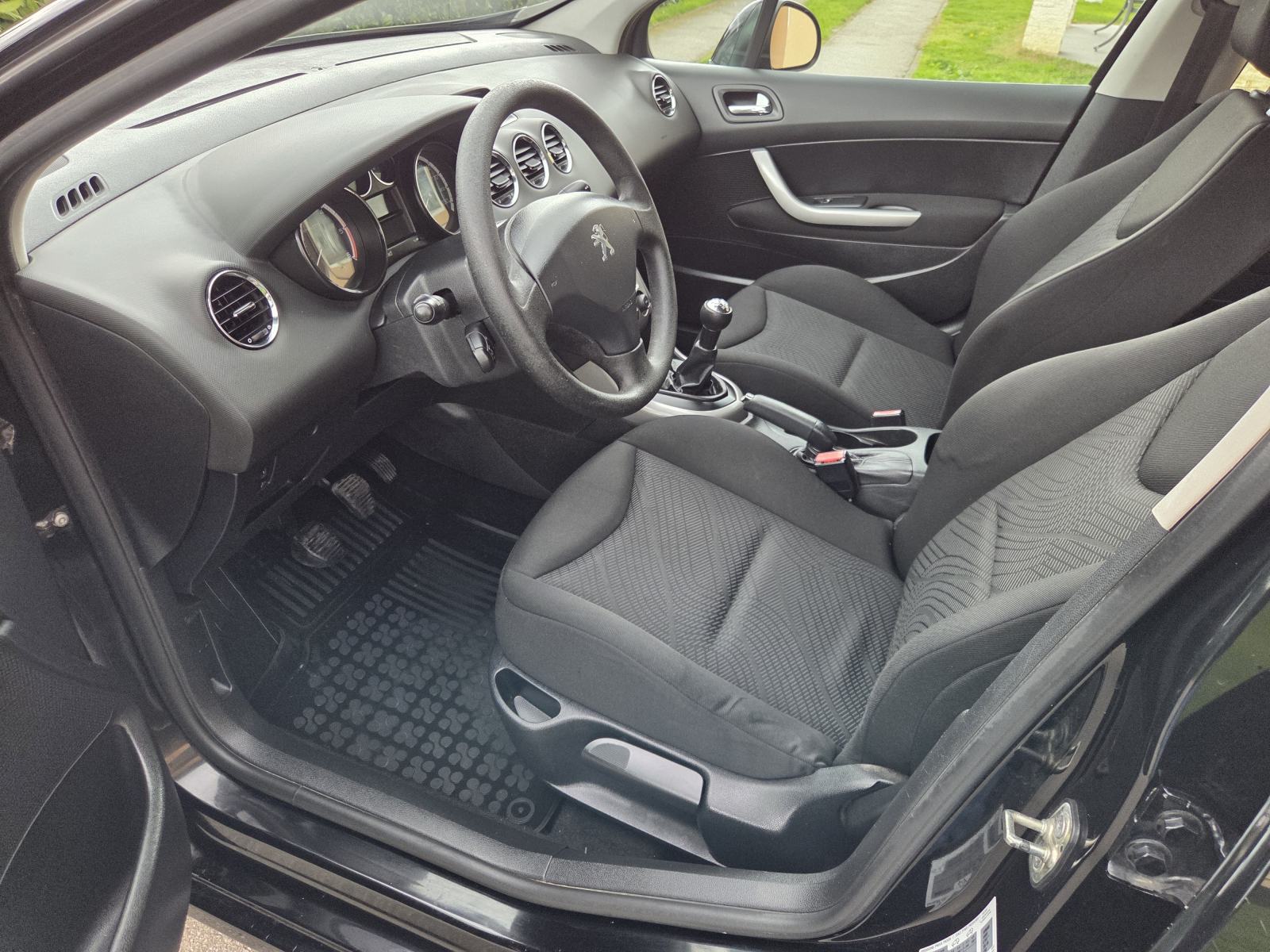 Peugeot 308 1,6 HDi, Sportium #ODLIČAN#, fotografija 9