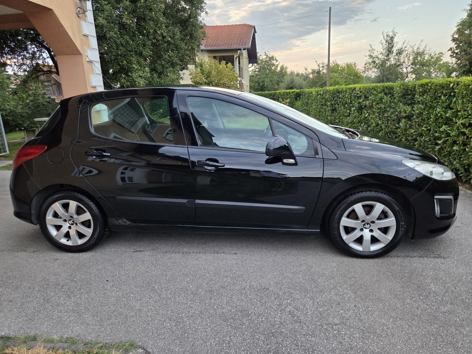 Peugeot 308 1,6 HDi, Sportium #ODLIČAN#, fotografija 8