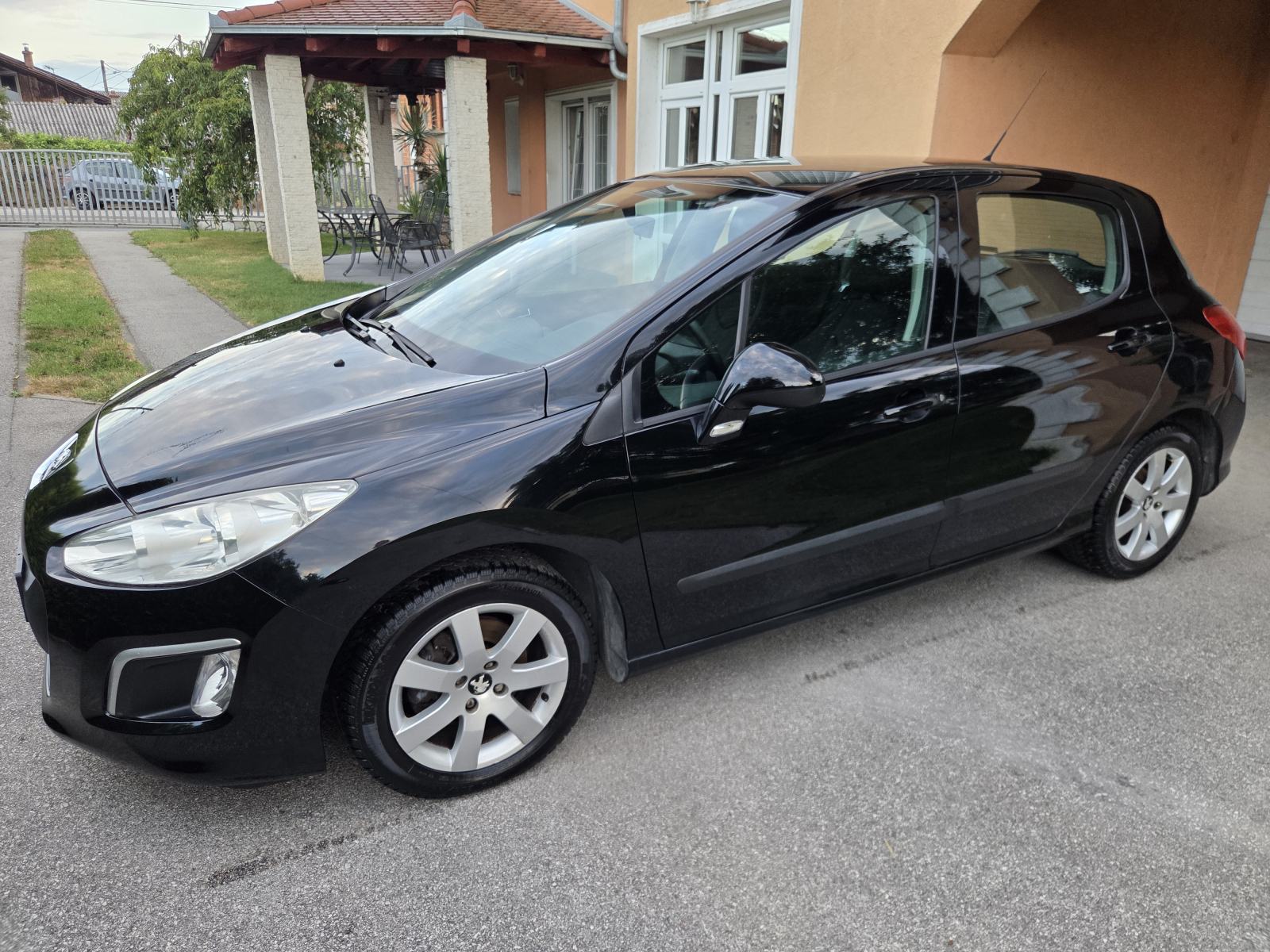 Peugeot 308 1,6 HDi, Sportium #ODLIČAN#, fotografija 3