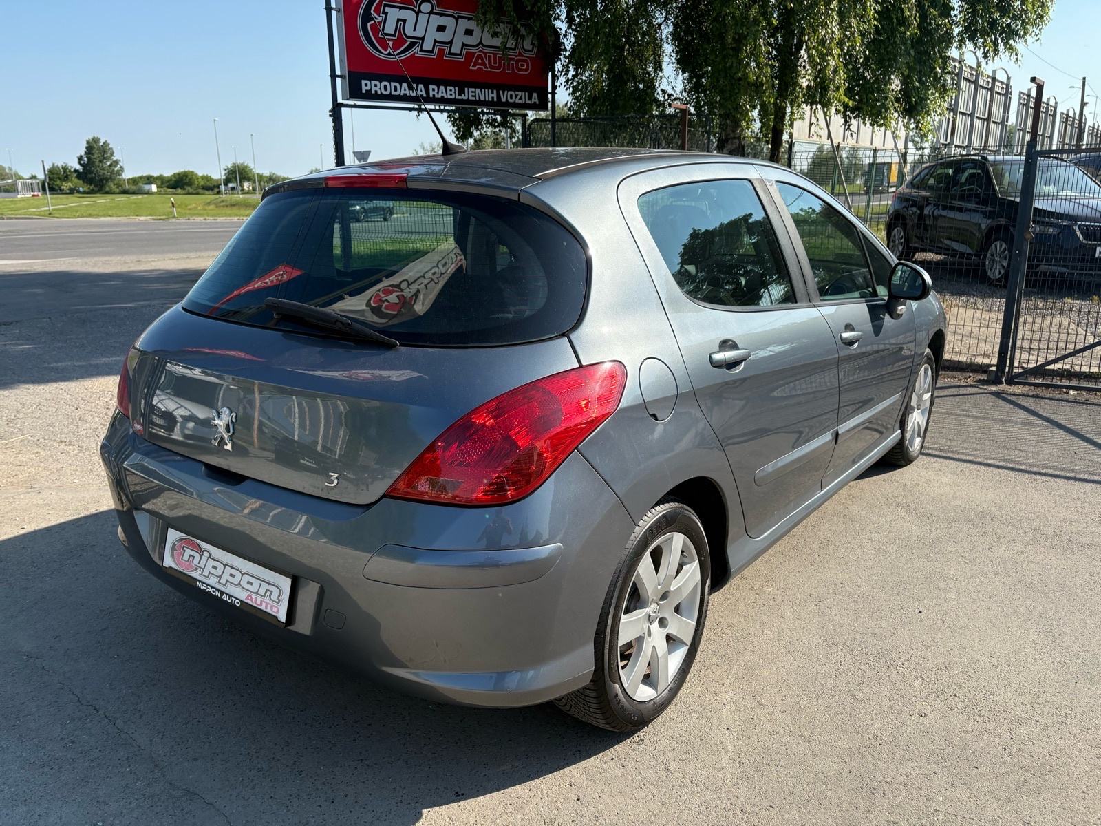 Peugeot 308 1,6 HDi KLIMA - ALU - VELIKI SERVIS - AUTOKREDIT, fotografija 6