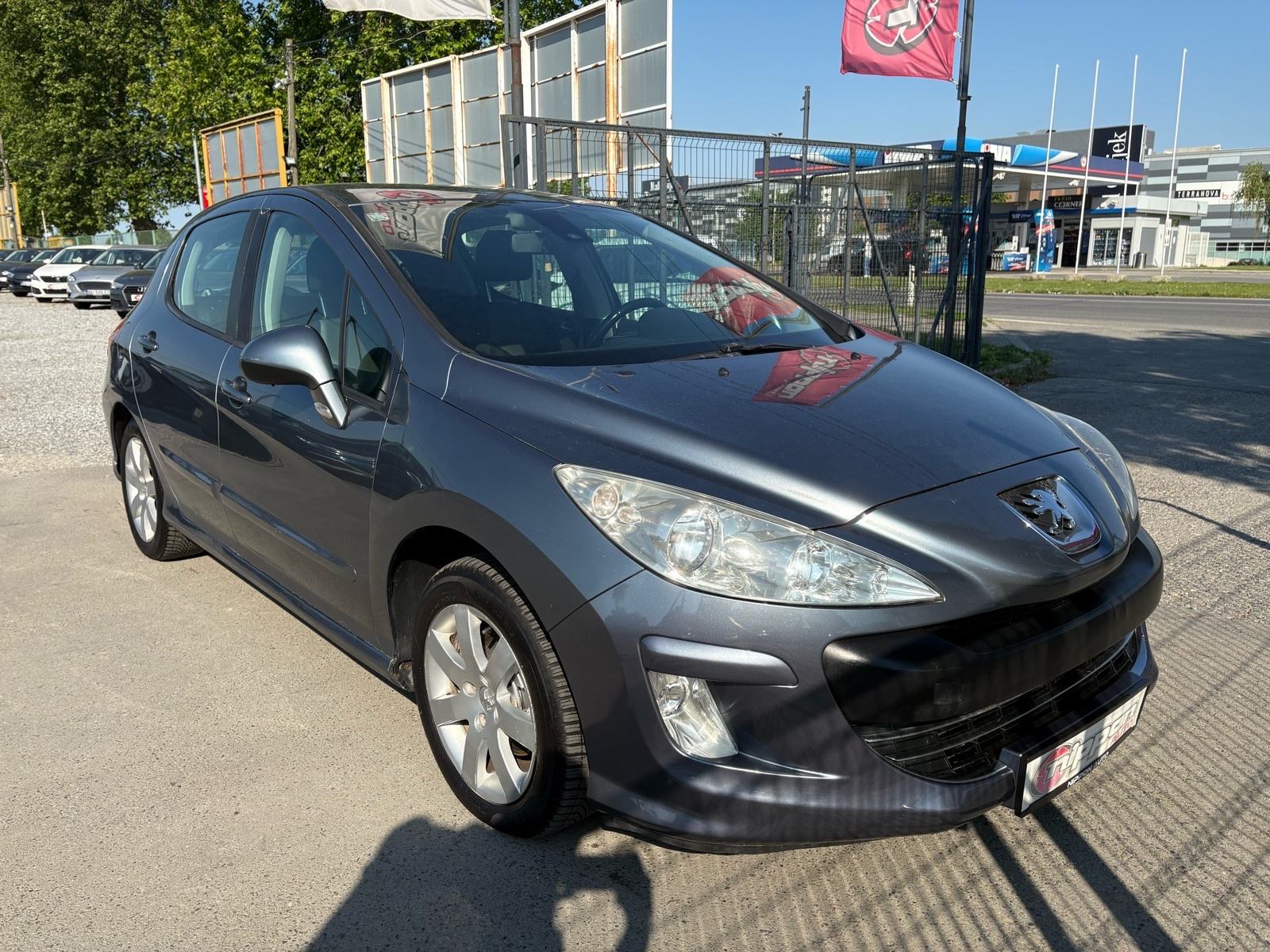 Peugeot 308 1,6 HDi KLIMA - ALU - VELIKI SERVIS - AUTOKREDIT, fotografija 8