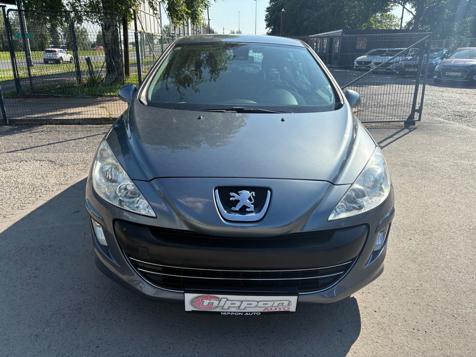 Peugeot 308 1,6 HDi KLIMA - ALU - VELIKI SERVIS - AUTOKREDIT, fotografija 2