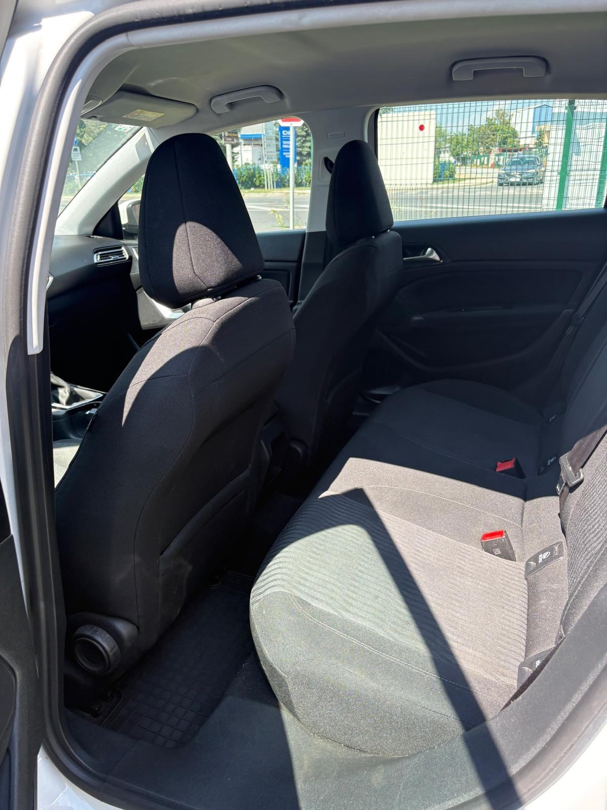Peugeot 308 1,6 HDi registriran, fotografija 10