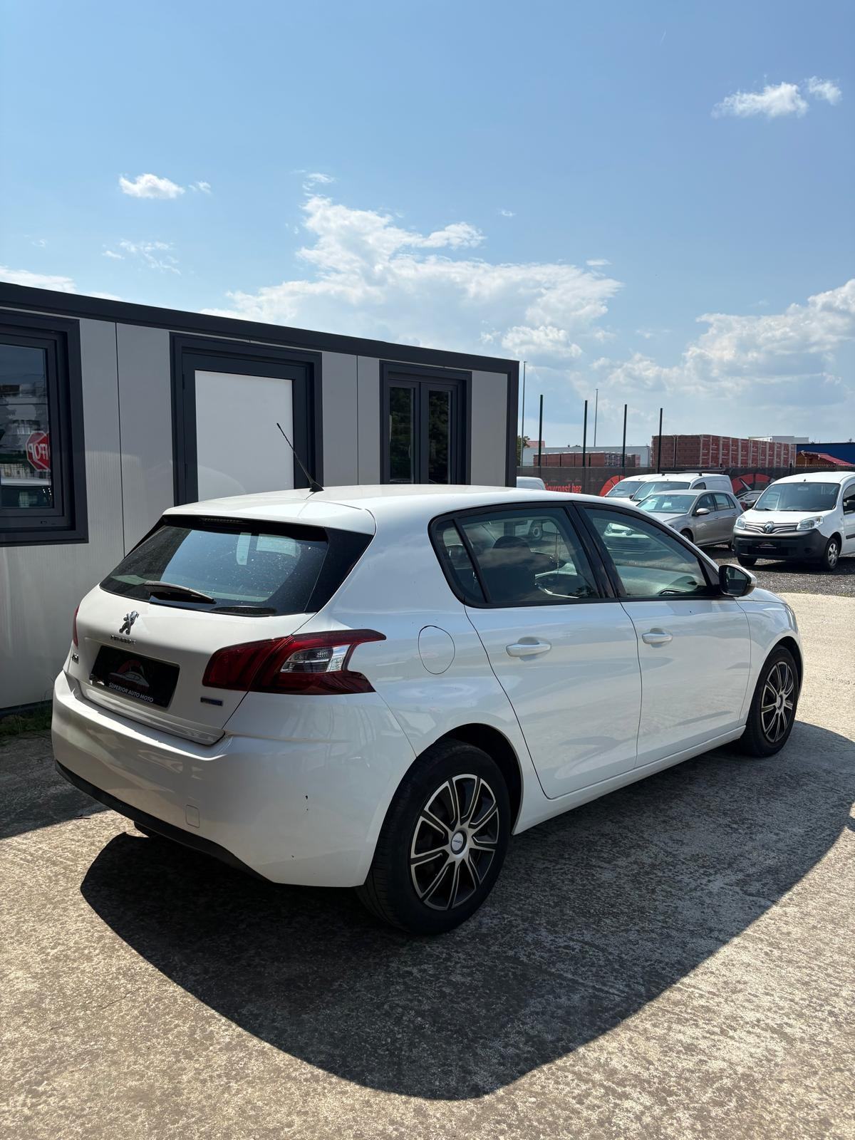 Peugeot 308 1,6 HDi registriran, fotografija 4