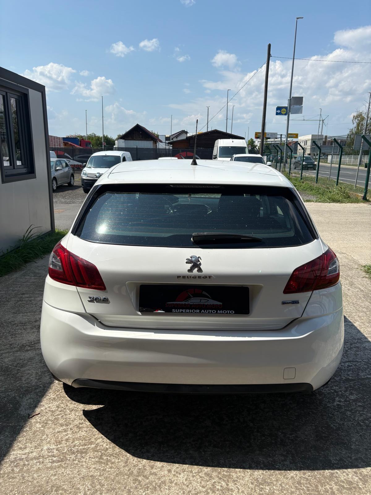 Peugeot 308 1,6 HDi registriran, fotografija 6