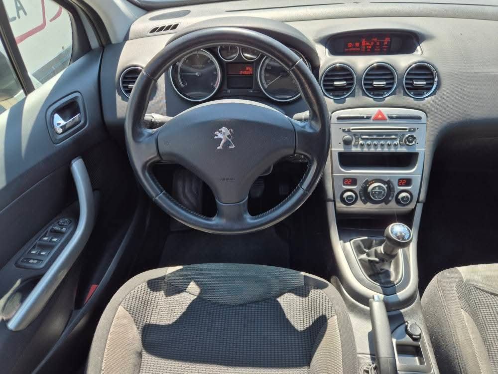 Peugeot 308 1,6 HDi,servisiran,sačuvan,odličan,reg 3/27, fotografija 11