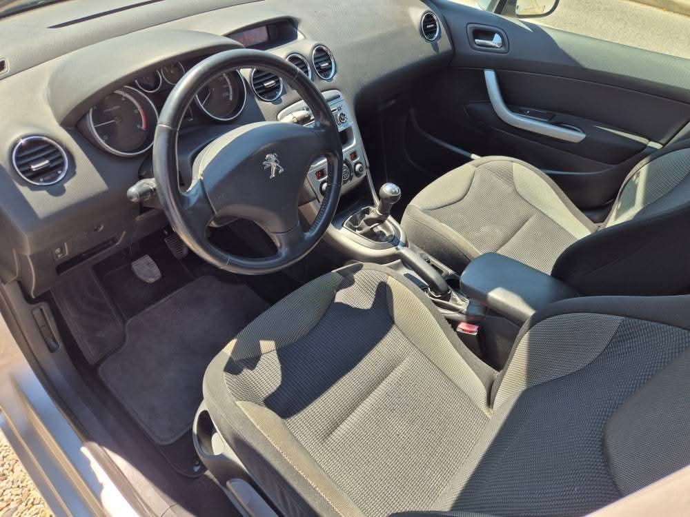 Peugeot 308 1,6 HDi,servisiran,sačuvan,odličan,reg 3/27, fotografija 12