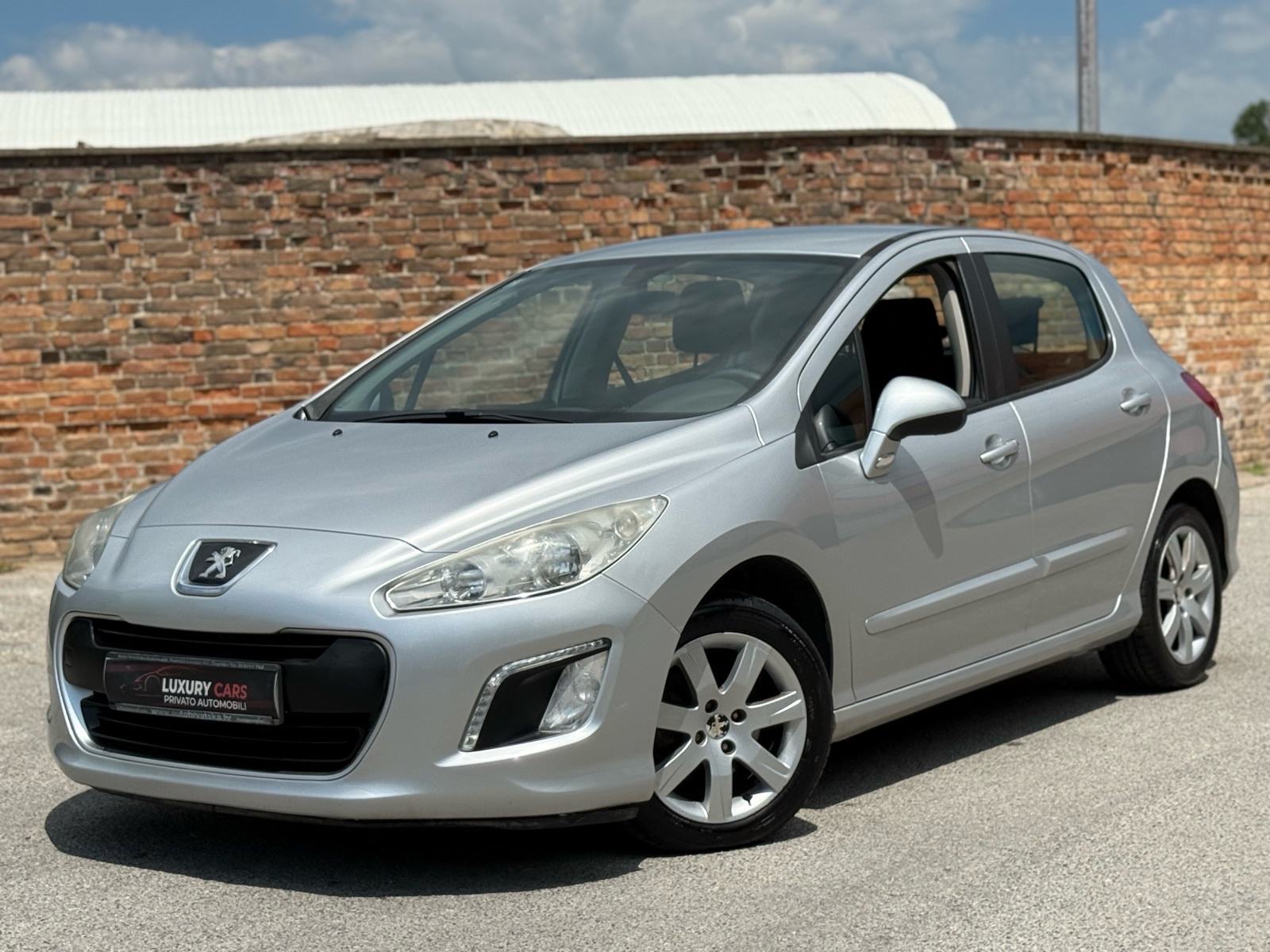 Peugeot 308 1,6 HDi 2 Vlasnik Nije Uvoz Zamjena!!, fotografija 4