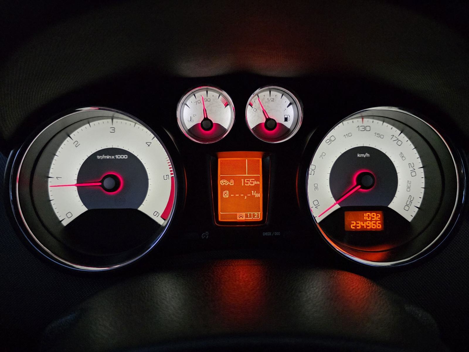 PEUGEOT 308SW 1,6 HDi,NAVI, BLUETOOTH,PARK.SENZORI,ODLIČAN - 3.450Eura, fotografija 15