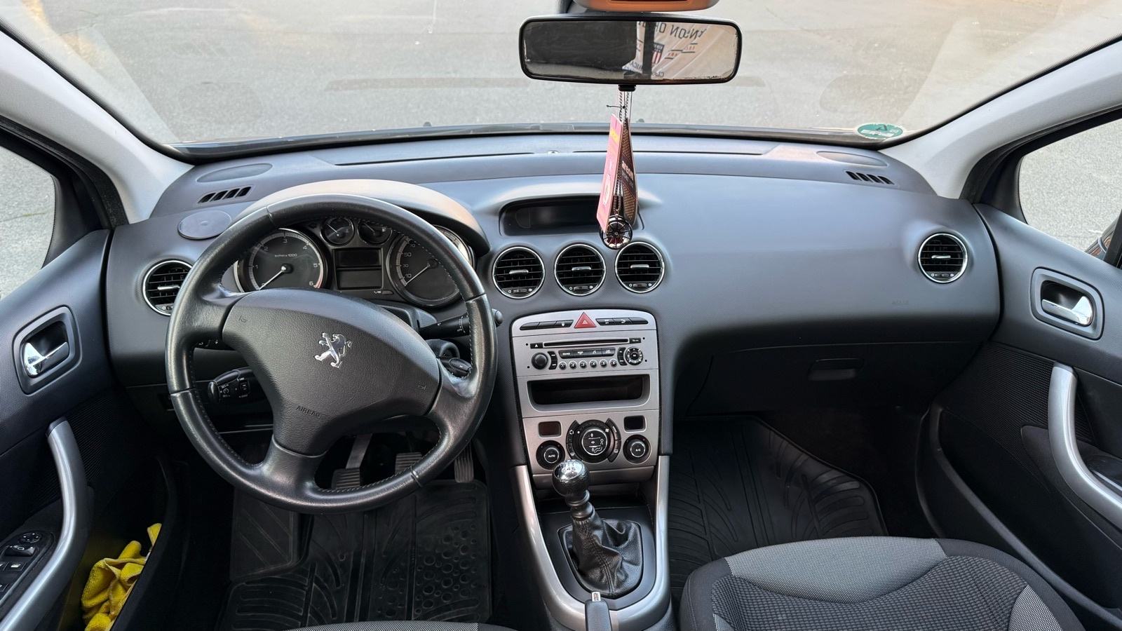 Peugeot 308 1,6 HDi, fotografija 7