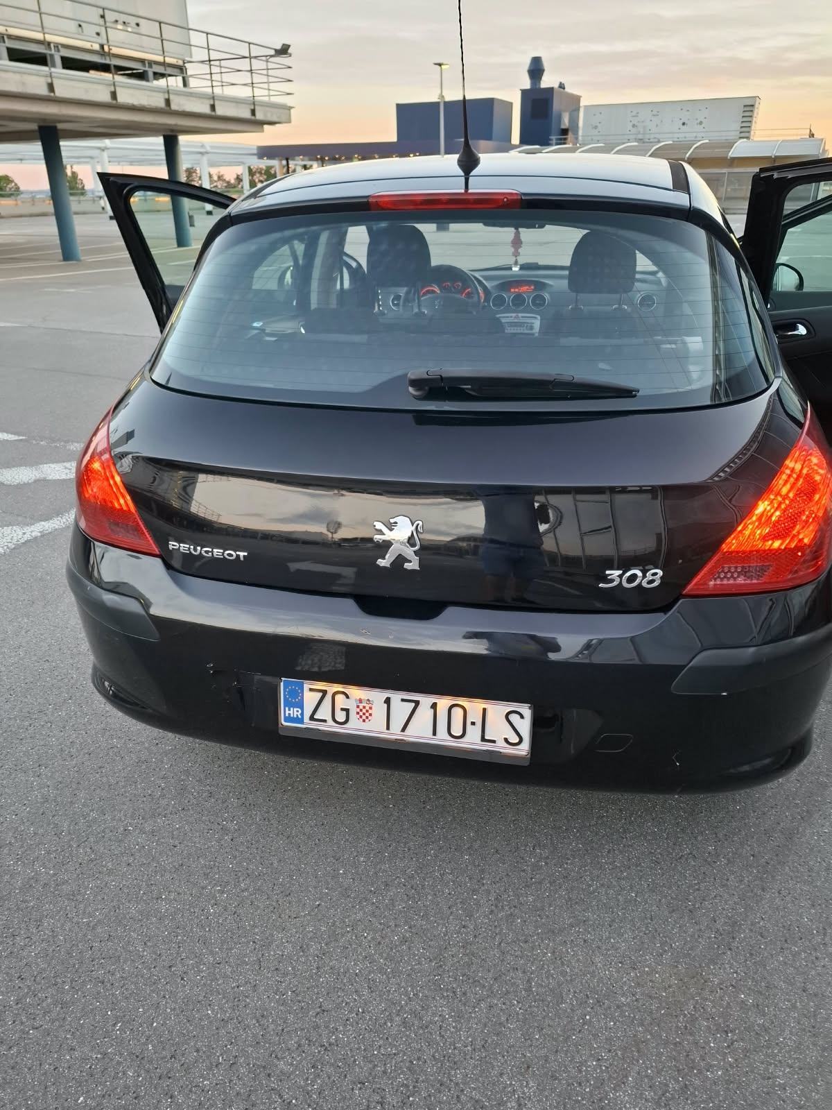 Peugeot 308 1,6 HDi, fotografija 2