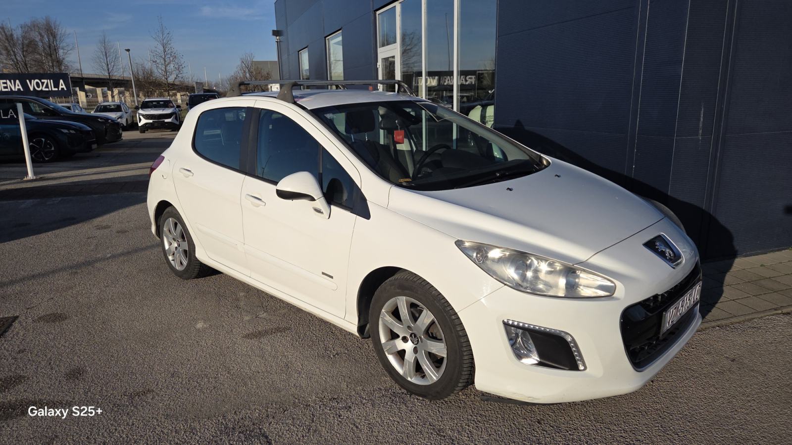 Peugeot 308 1,6 HDi Sportium *USLUŽNA PRODAJA*, fotografija 1