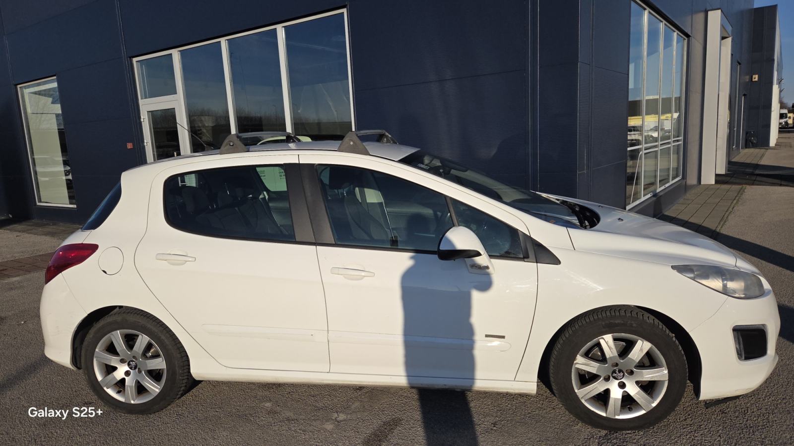 Peugeot 308 1,6 HDi Sportium *USLUŽNA PRODAJA*, fotografija 4