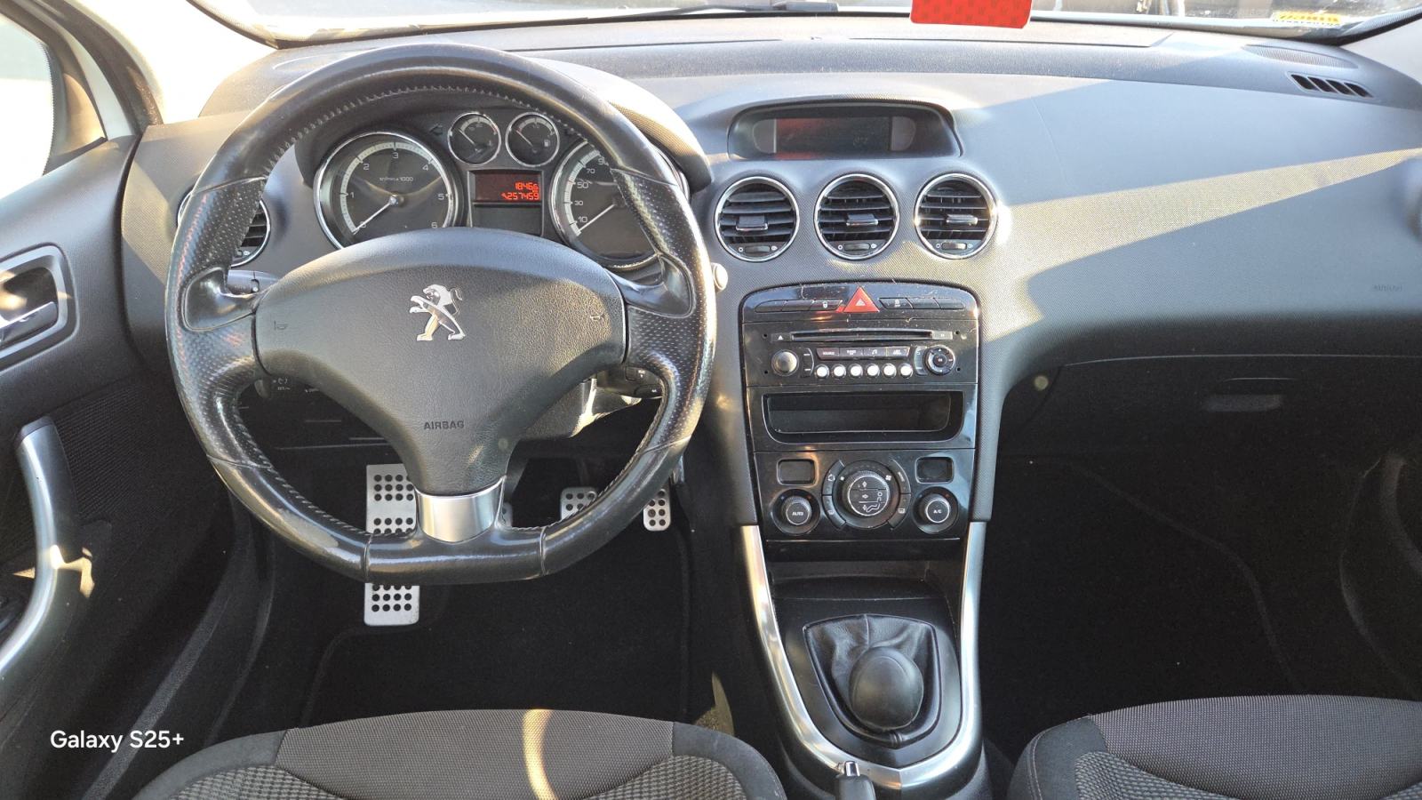Peugeot 308 1,6 HDi Sportium *USLUŽNA PRODAJA*, fotografija 7
